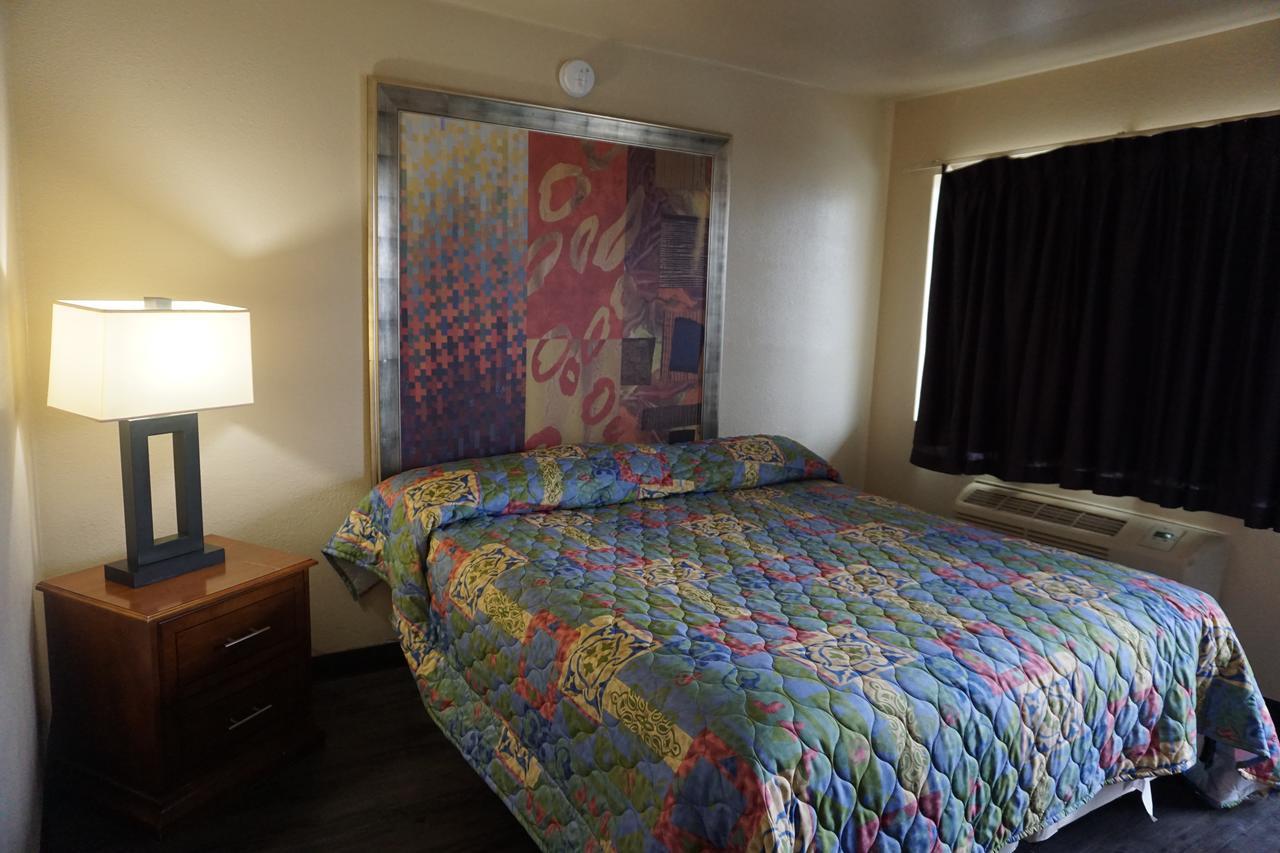 Econo Lodge San Antonio Northeast I-35 Exterior foto